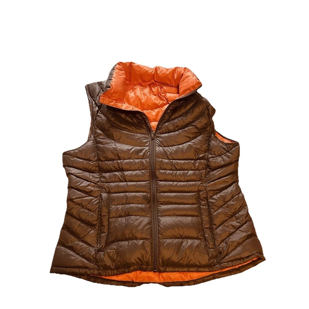 Bernardo Women's Goose Down/Feather Vest Size MEDIUM Gray Full Zip Pockets Zip